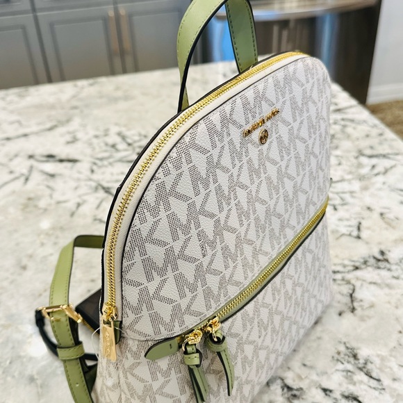 Michael Kors signature medium slim backpack sage NWT Authentic - Picture 5 of 11